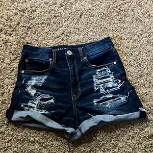 American Eagle size 6 dark blue hi-rise shortie short